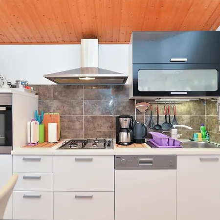 Ferienwohnung Fuer 6 Personen Ca 90 Qm In Pula, Istrien Istrische Riviera