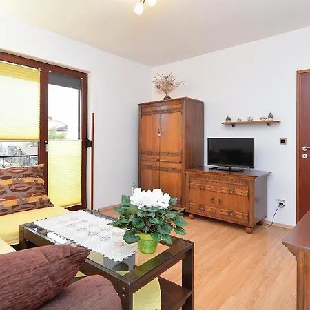 Apartment Ferienwohnung Fuer 6 Personen Ca 90 Qm In Pula, Istrien Istrische Riviera *