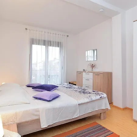 Ferienwohnung Fuer 6 Personen Ca 90 Qm In Pula, Istrien Istrische Riviera Apartment Pula